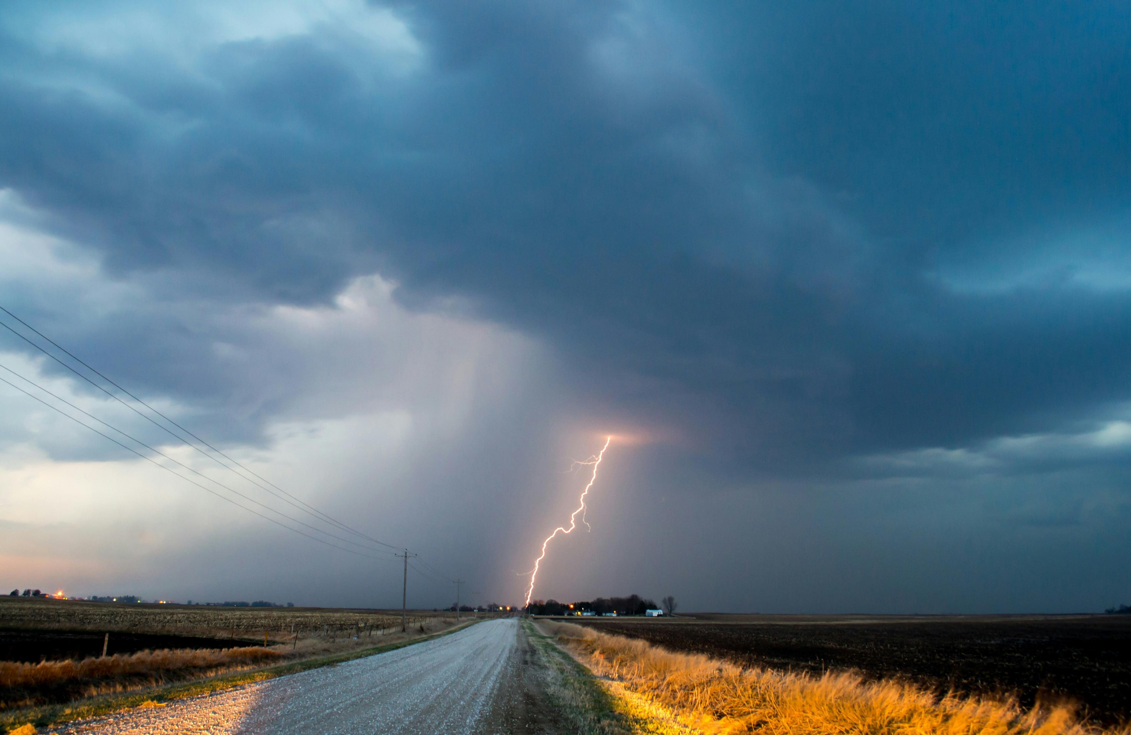 Noaa WHLI73 X8t E0 unsplash