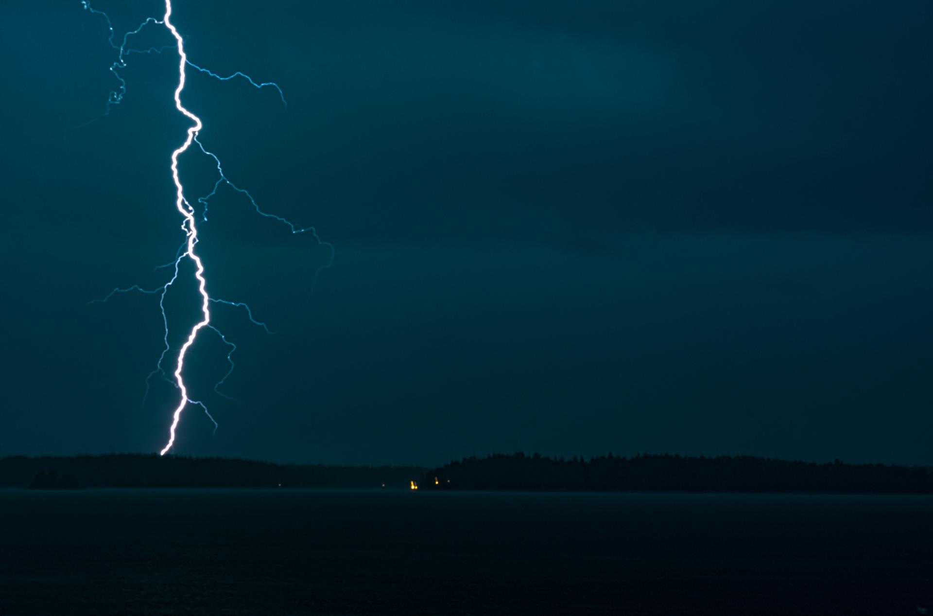 A Guide to Retrieving and Parsing Weather API Data Using JSON | Meteomatics